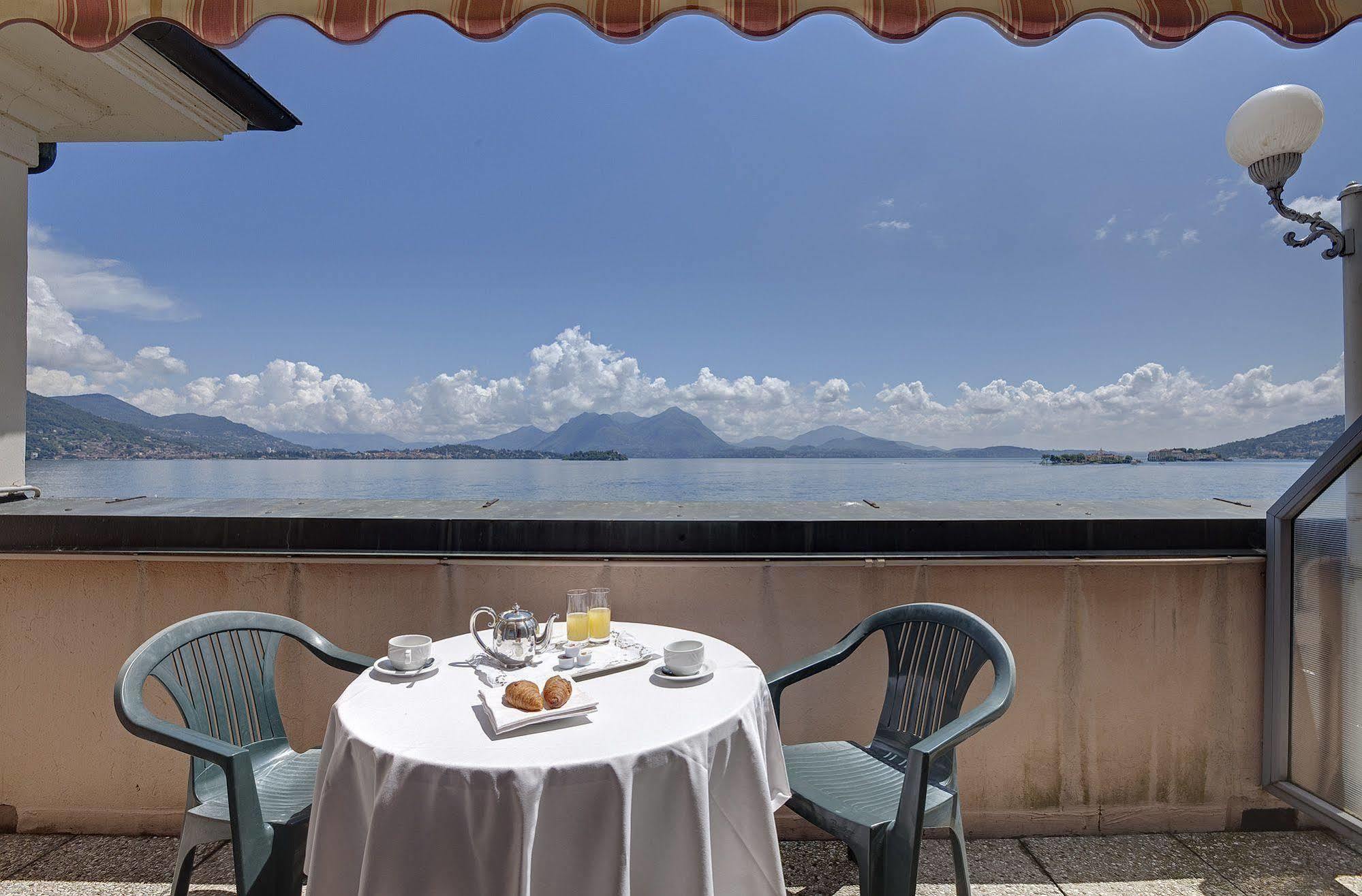 Hotel Beau Rivage Baveno Bagian luar foto